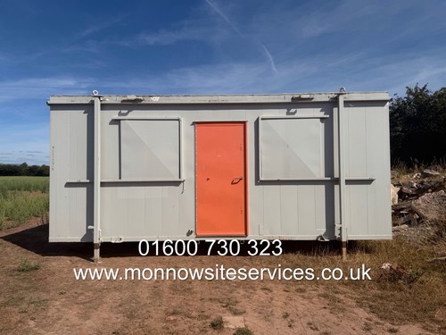 20ft 9ft site - x,
