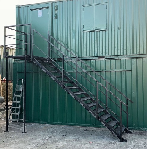 Refurbed 20ft store office - 20ft, store/office